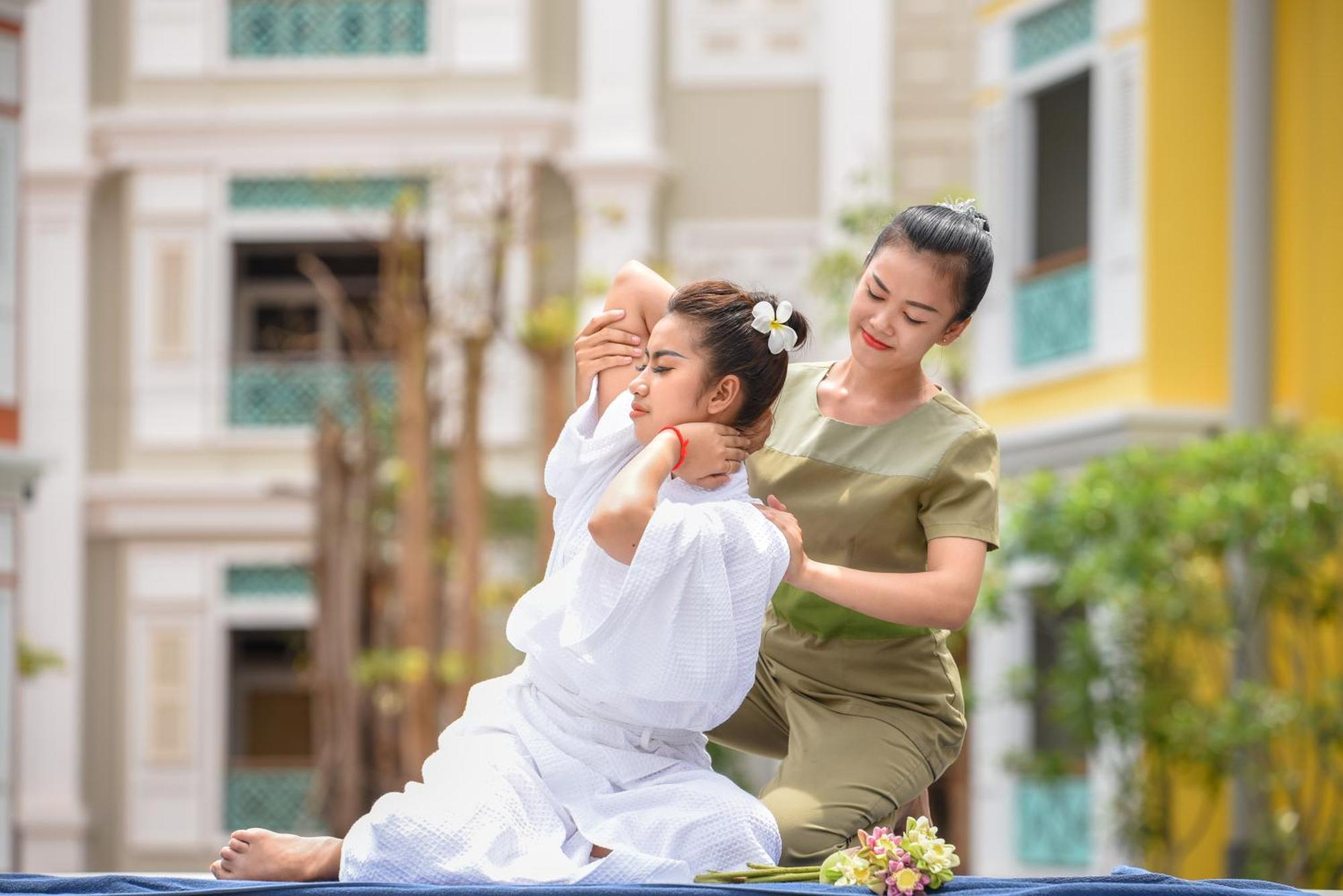 The Royal Family Suites By Memoire Palace Resort & Spa Siem Reap Exterior foto