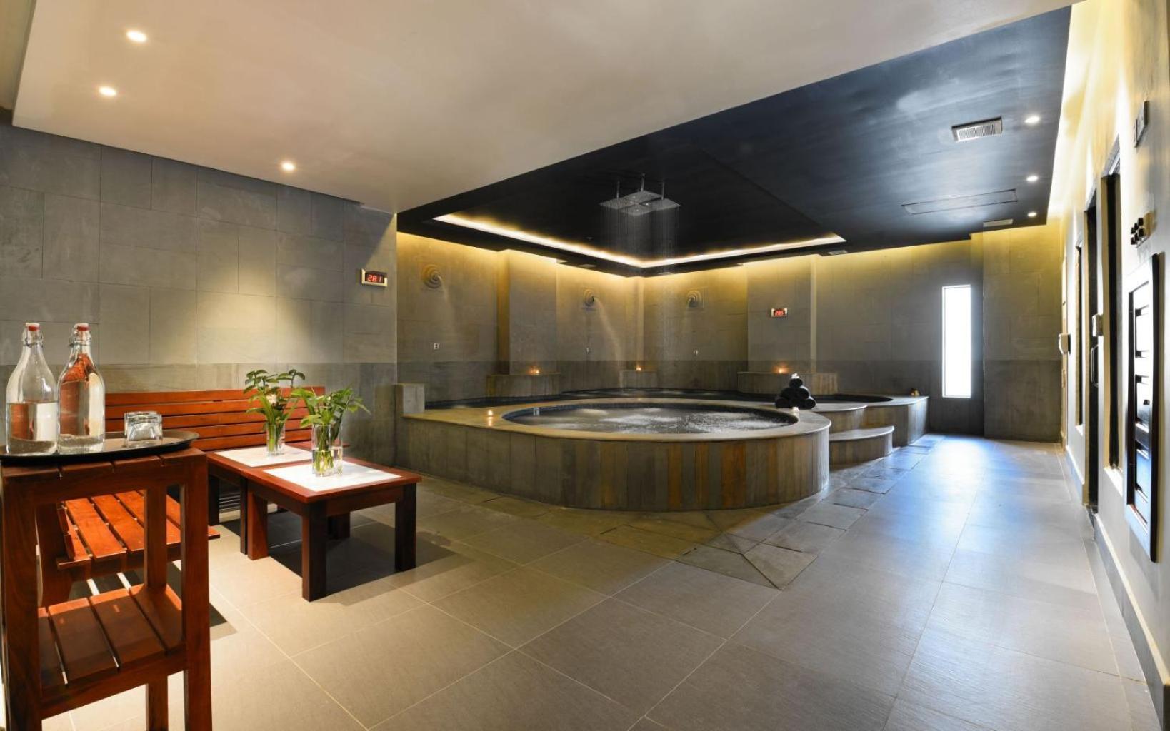 The Royal Family Suites By Memoire Palace Resort & Spa Siem Reap Exterior foto