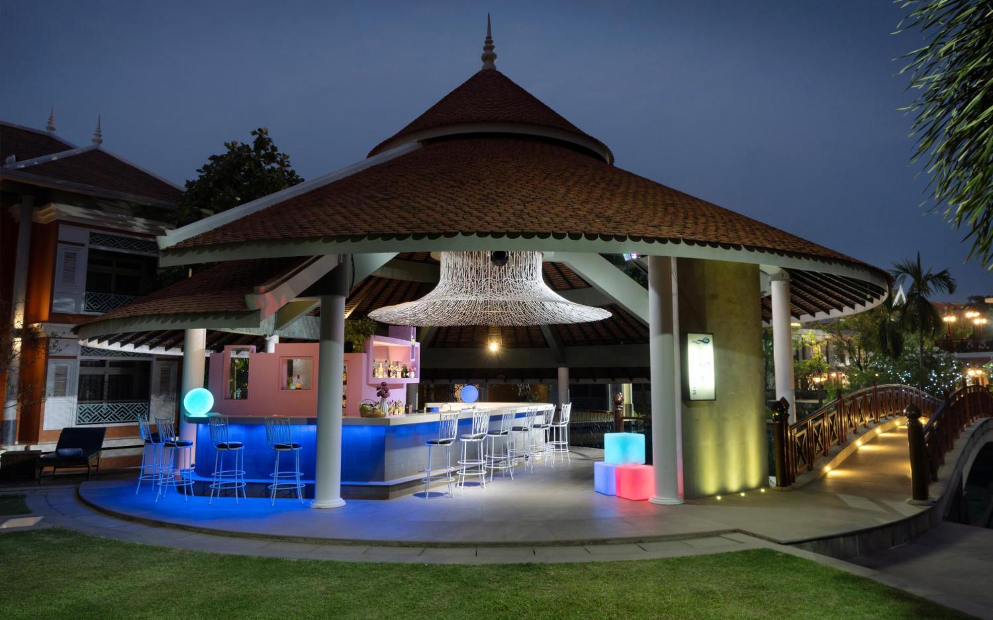 The Royal Family Suites By Memoire Palace Resort & Spa Siem Reap Exterior foto